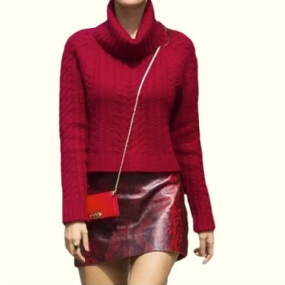 Alice + Olivia Red Turtleneck Cropped Cable Knit Sweater women’s size Large - Picture 1 of 9